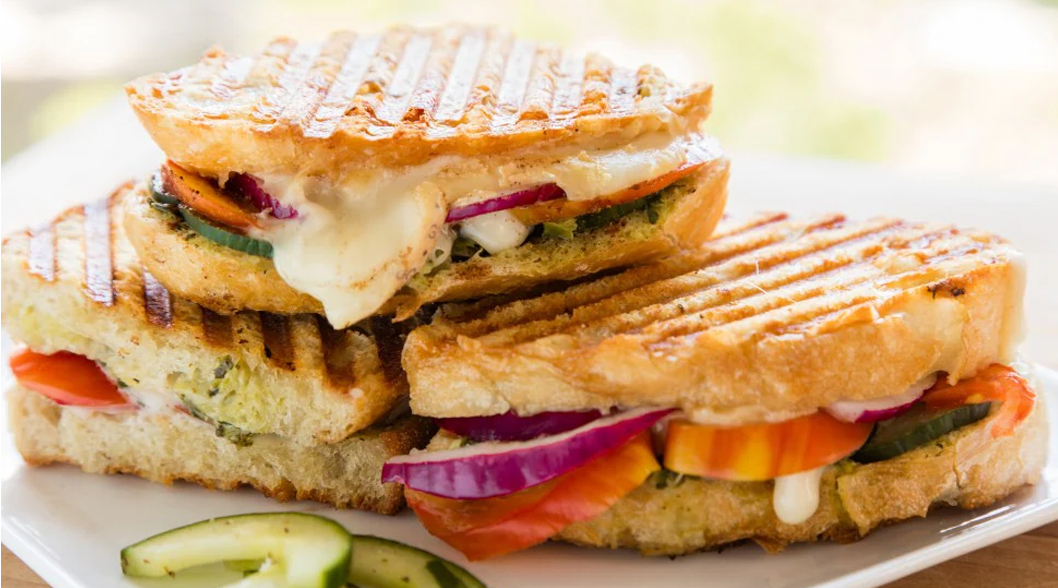 Vỏ bánh mì, nhân sandwich bán chạy ở Mỹ